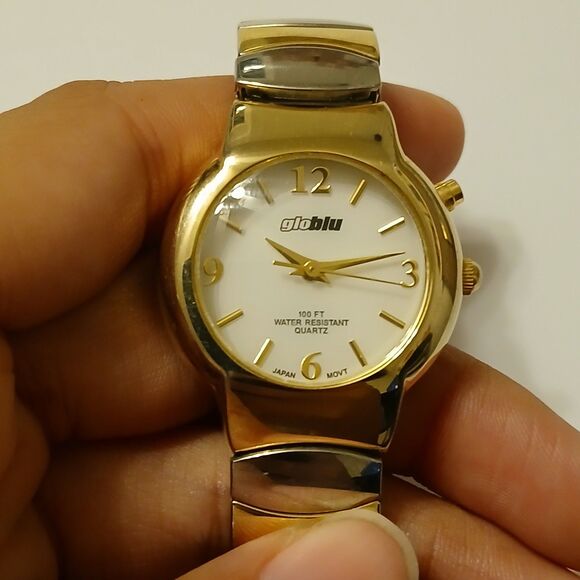 Globu Two-Toned 100FT WR Japan Quartz Movt Stainless Steel Stretch Band Watch - Picture 2 of 13